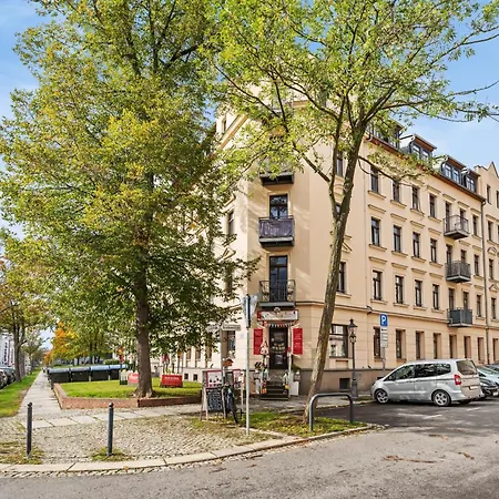 Edler Wohnraum Schlossteich-Suite 3 Sz Mit Zwei Balkonen, Kaffeevollautomat, Kamin, Klima, Lift & Zwei Parkplaetzen Chemnitz Extérieur photo