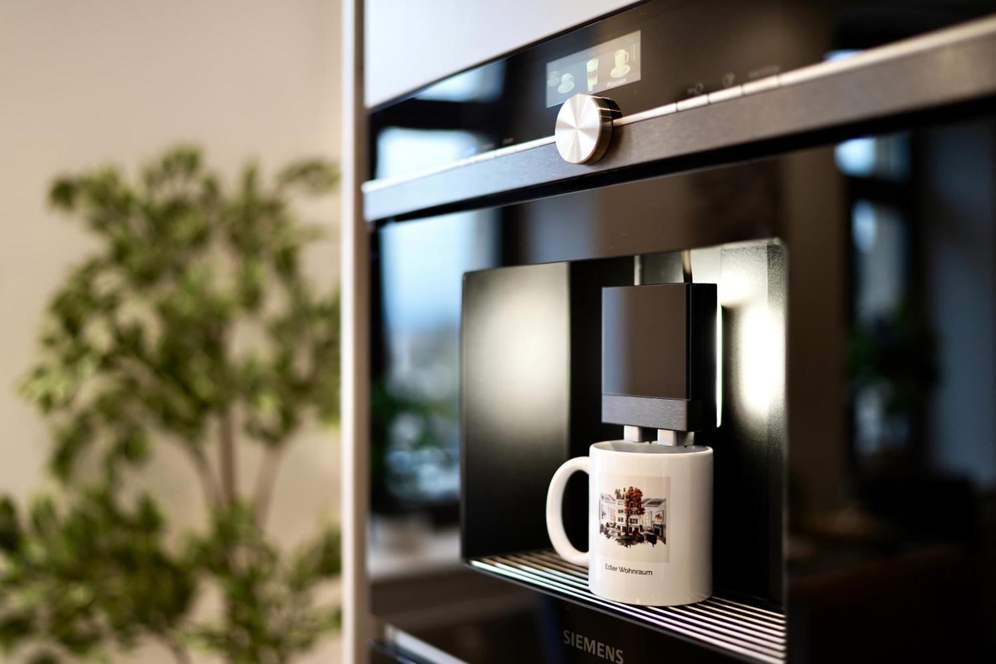 Apartment Edler Wohnraum Schlossteich-suite 3 Sz Mit Zwei Balkonen, Kaffeevollautomat, Kamin, Klima, Lift & Zwei Parkplaetzen *